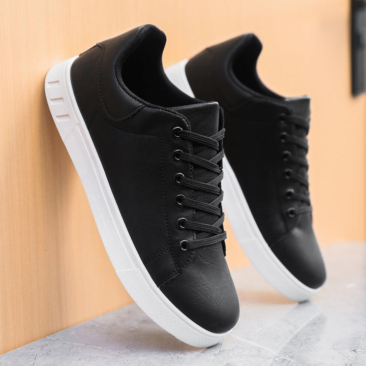 Men’s Casual Lace-Up Sneakers with Leather-Look Finish