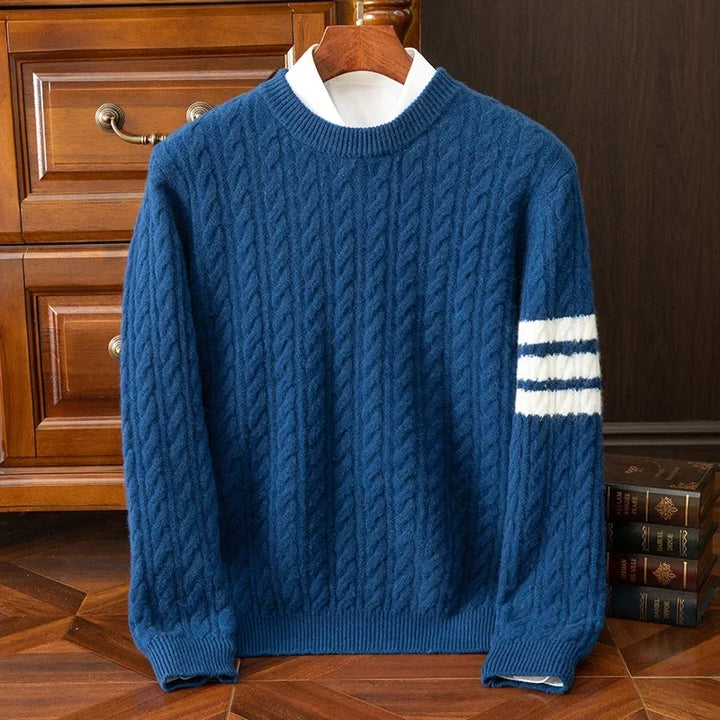 Men's Chunky Cable Knit Crewneck Sweater