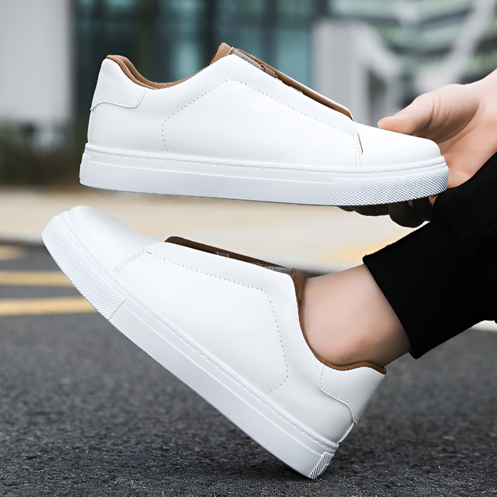 Men’s Low-Top Minimalist Casual Sneaker