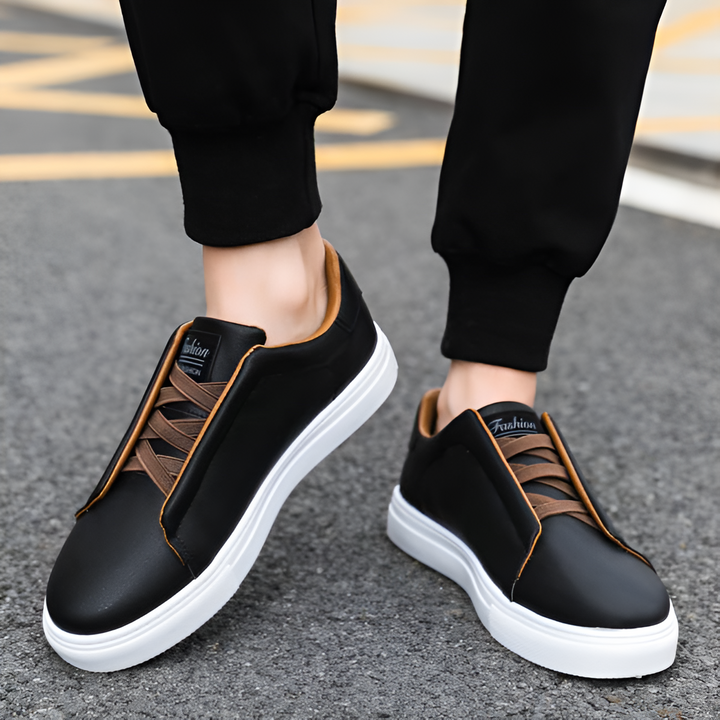 Men’s Low-Top Minimalist Casual Sneaker